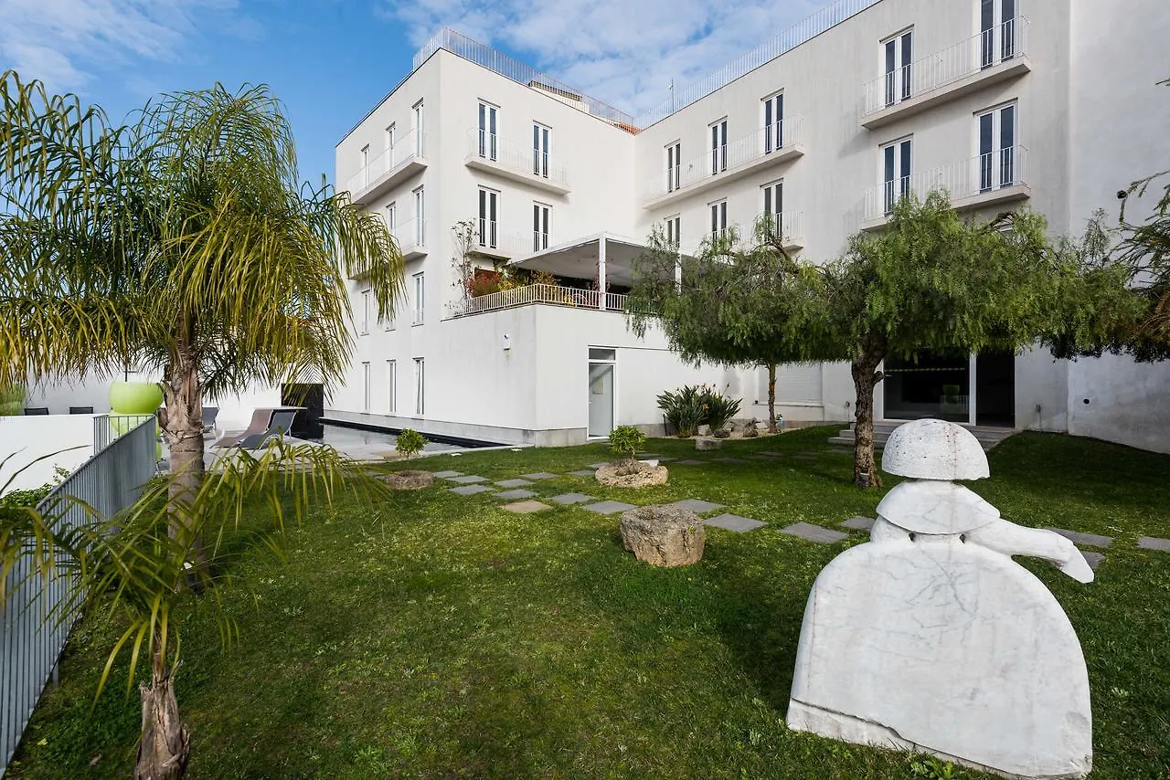 Hotel Pateo - Lisbon Lounge Suites 2*,