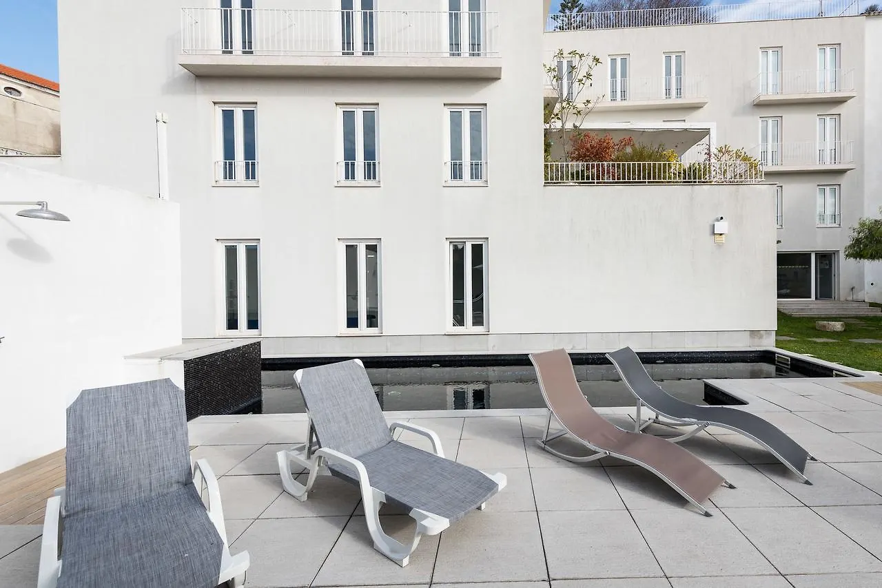 Apartments Pateo - Lisbon Lounge Suites 2*,